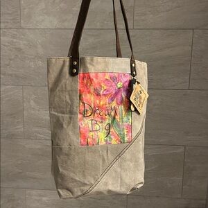 VINTAGE ADDICTION “Dream Big” Canvas Tote Bag - Tan and Brown